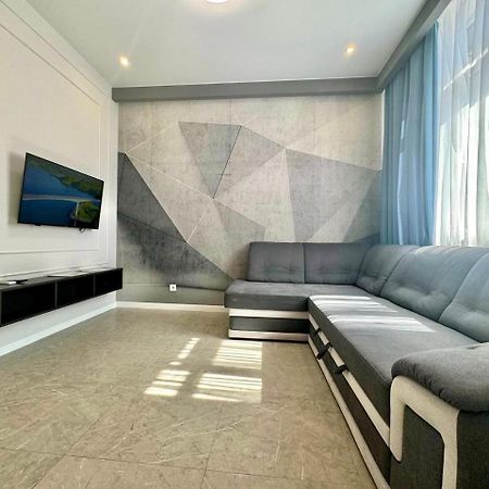 Apartpoltava Premium Дизайн Закритий Жк Пилипа Орлика 26 Ngoại thất bức ảnh